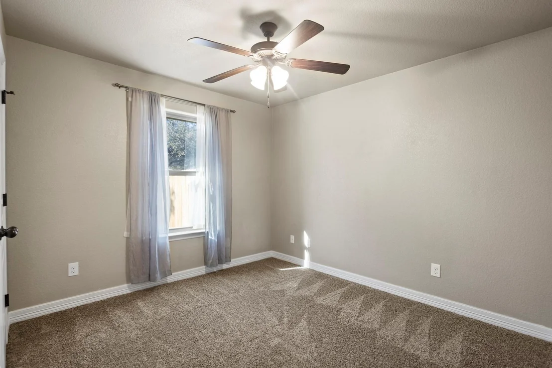Photo of 16 Riverstone PKWY