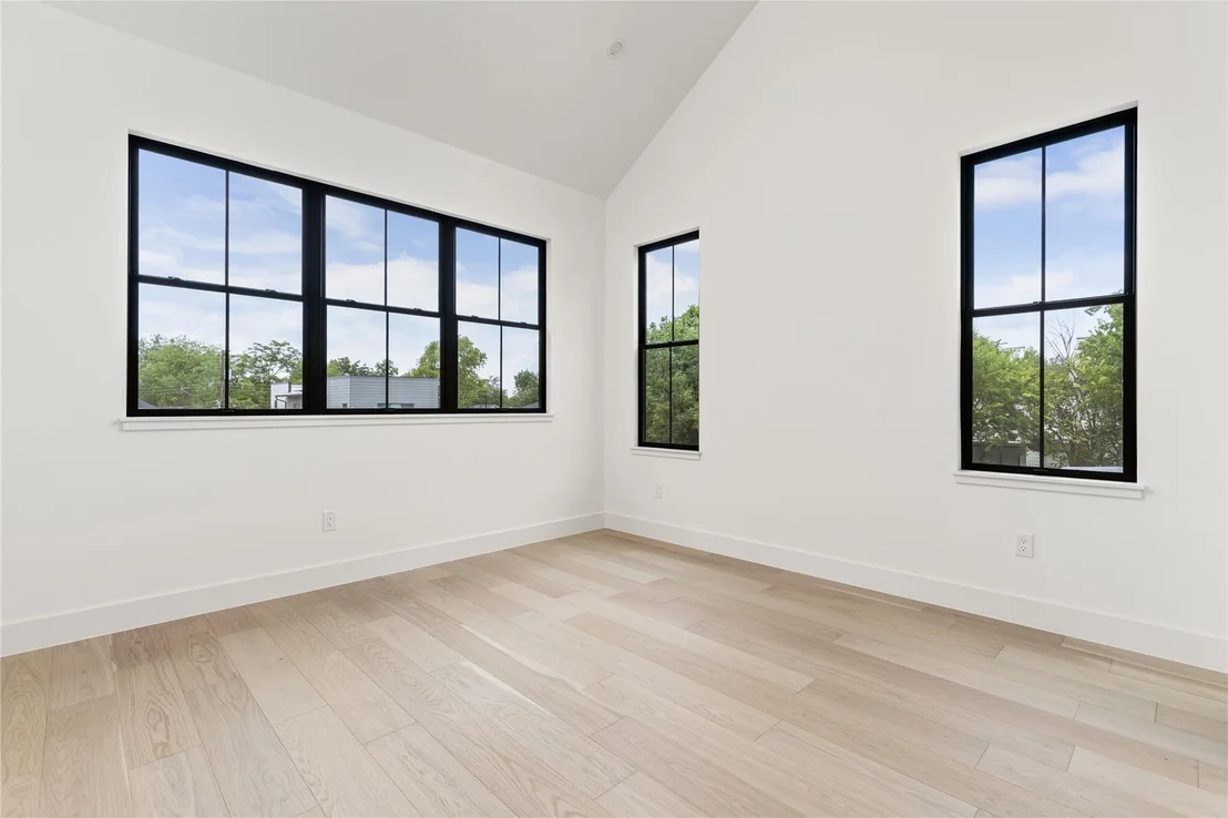 Photo of 1703 Madison