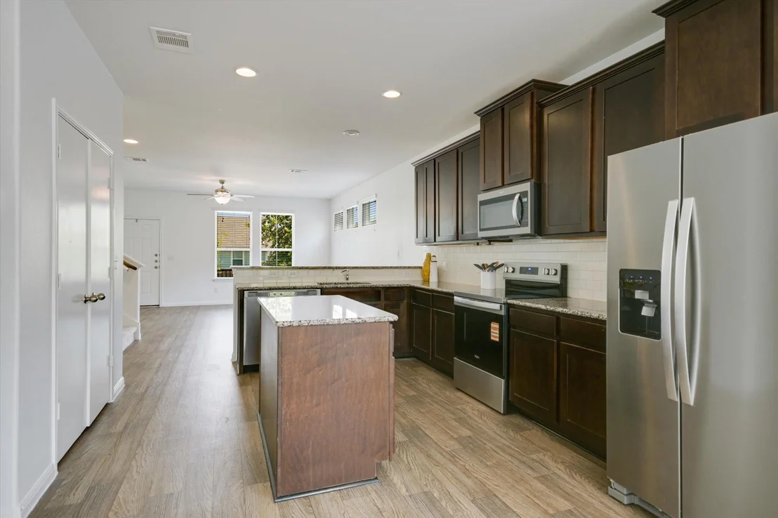 Photo of 213 Michaelis DR