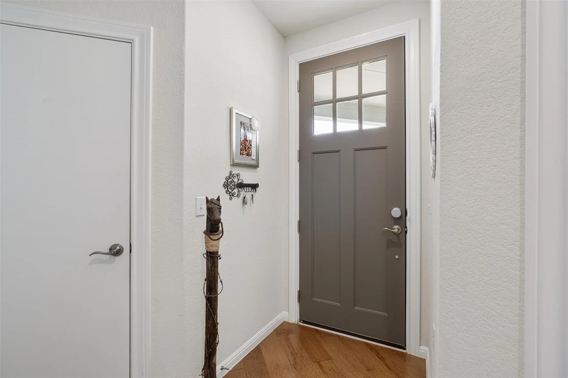 Photo of 706 Kitty Hawk RD