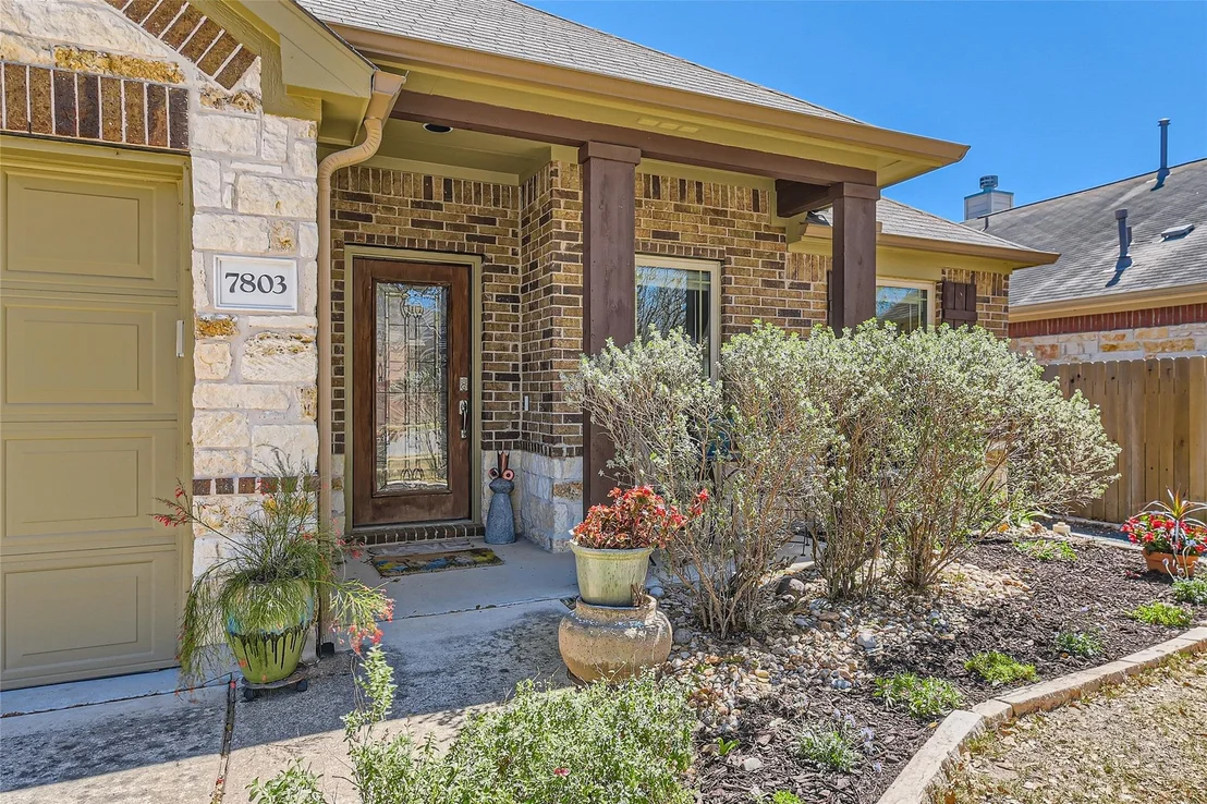 Photo of 7803 Huddleston LN