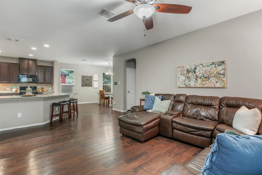 Photo of 1032 Clove Hitch DR