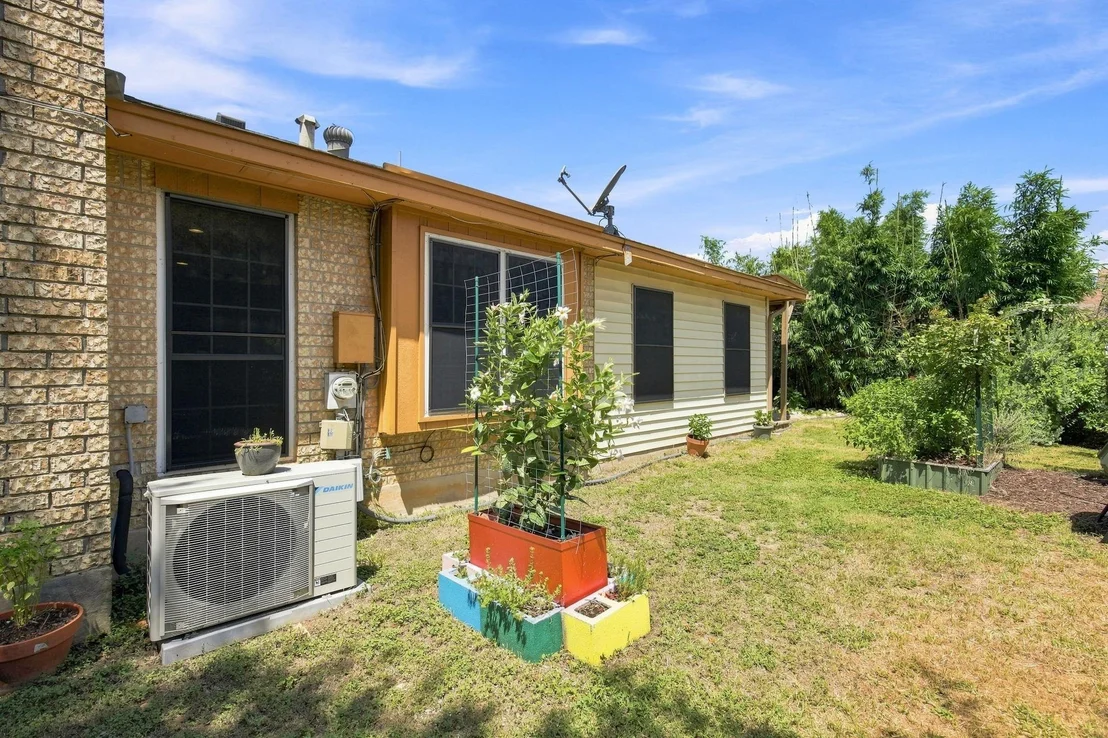 Photo of 141 Meadowland