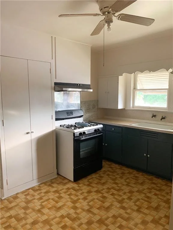 Photo of 530 Bryan Ave