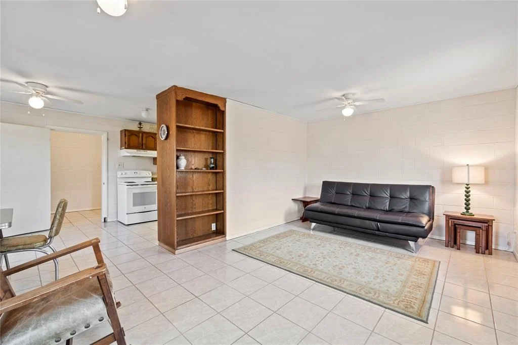 Photo of 106 Overview DR
