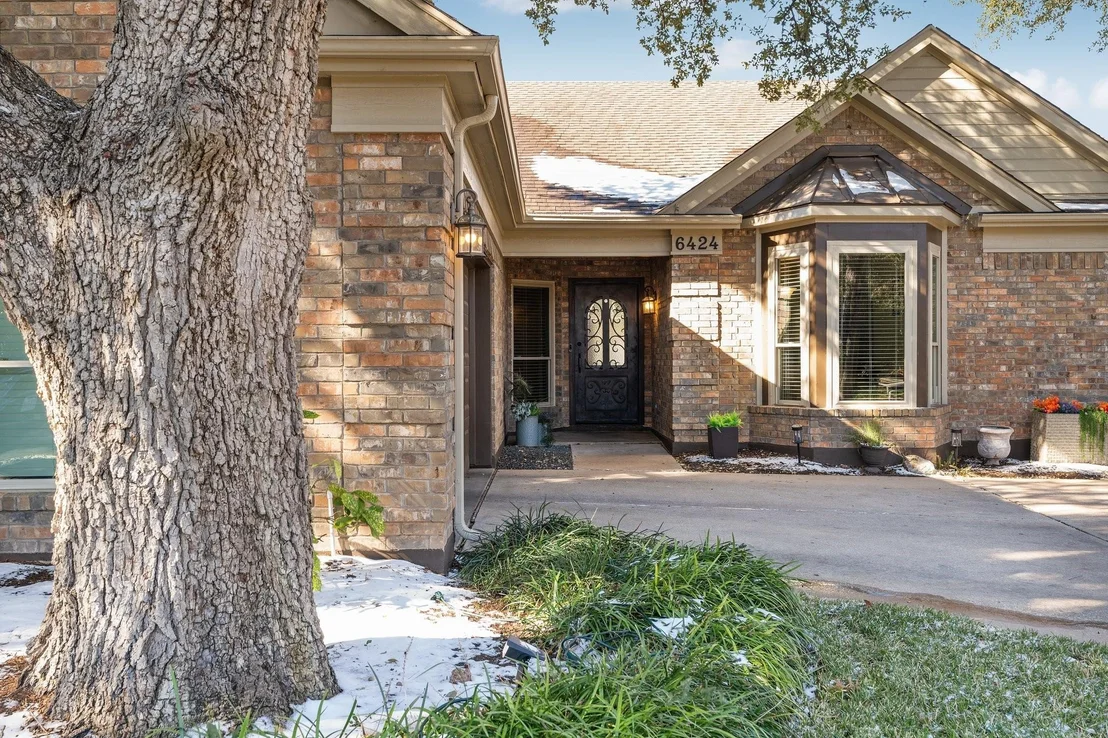 Photo of 6424 Old Harbor LN