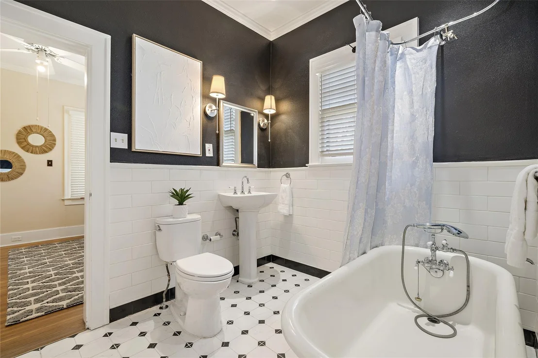 Photo of 1212 Bickler RD