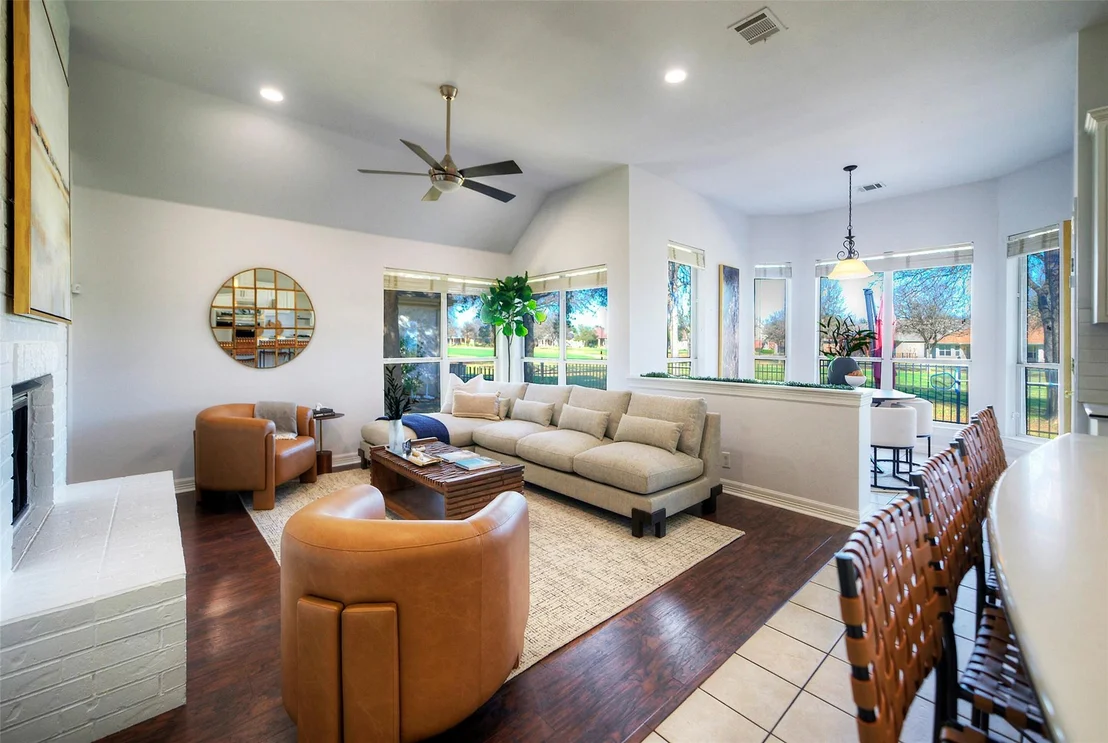Photo of 10833 Olympia Fields LOOP