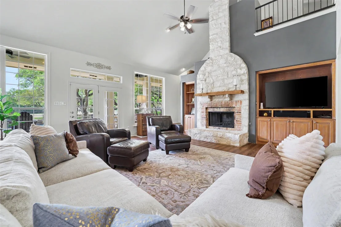 Photo of 426 Logan Ranch RD