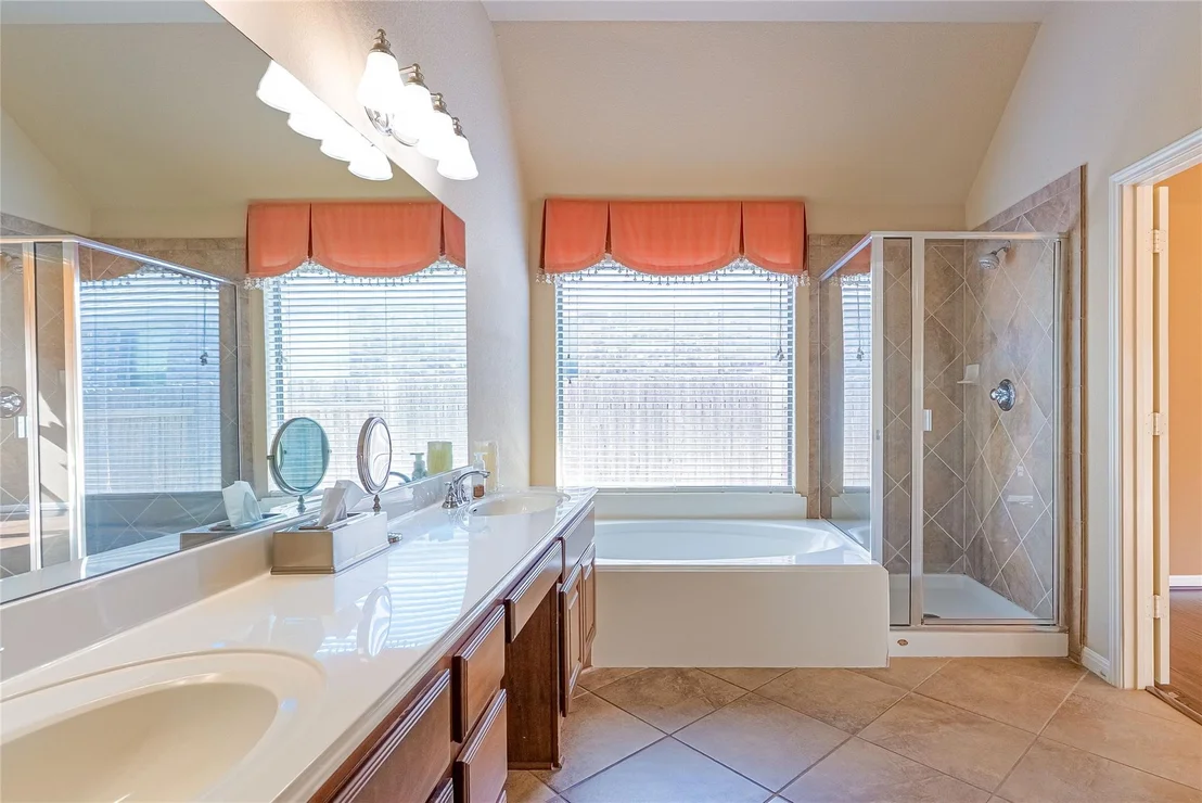 Photo of 2725 Highland TRL