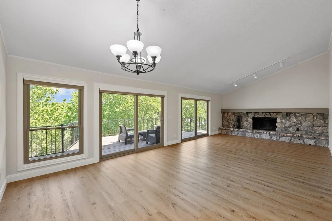Photo of 5104 Beverly Hills DR