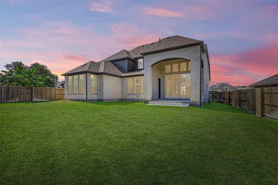 Photo of 320 Autumn Oak WAY