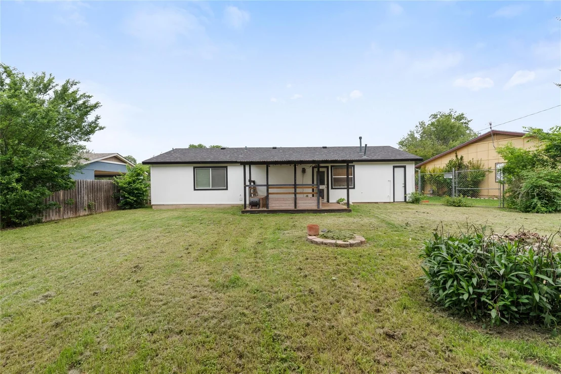 Photo of 1904 Heathwood CIR