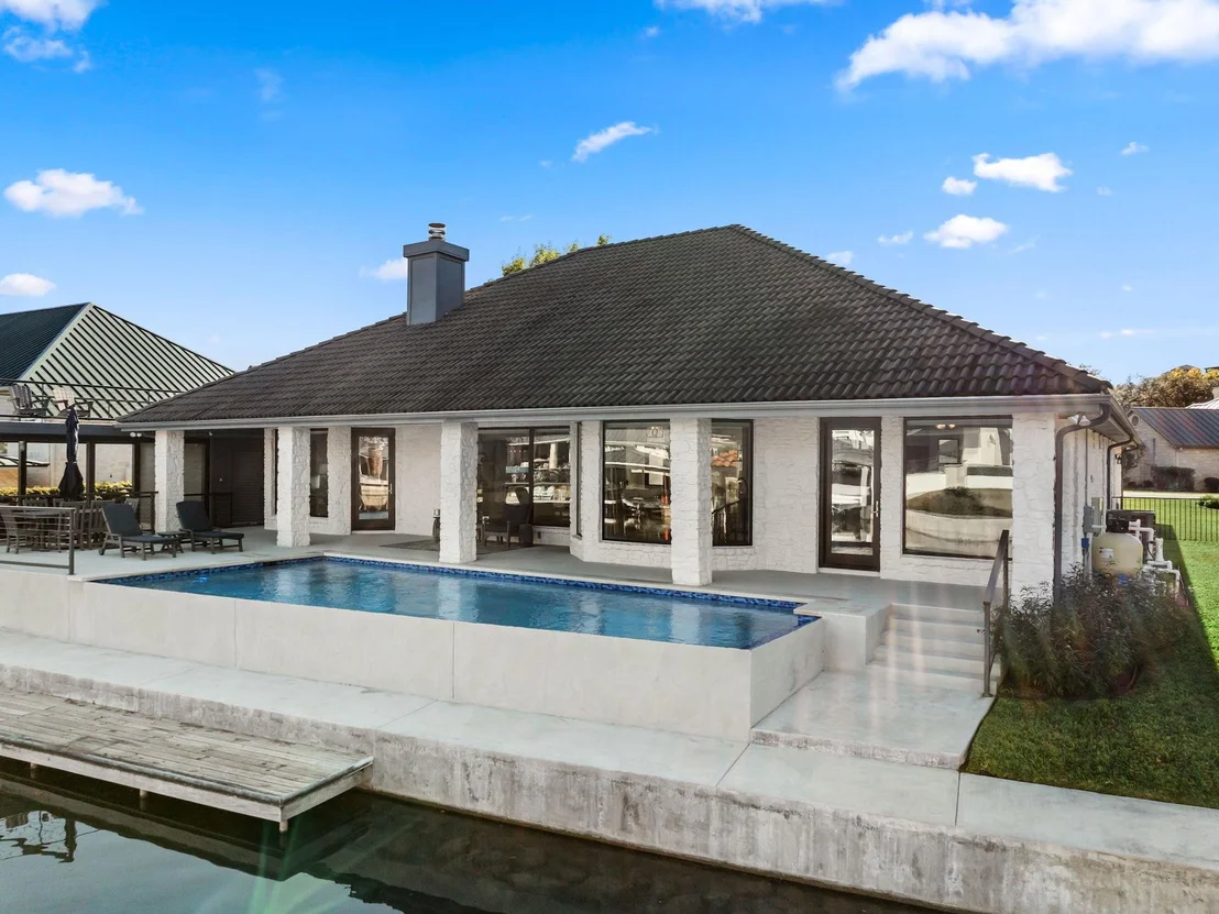 Photo of 103 Waters Edge