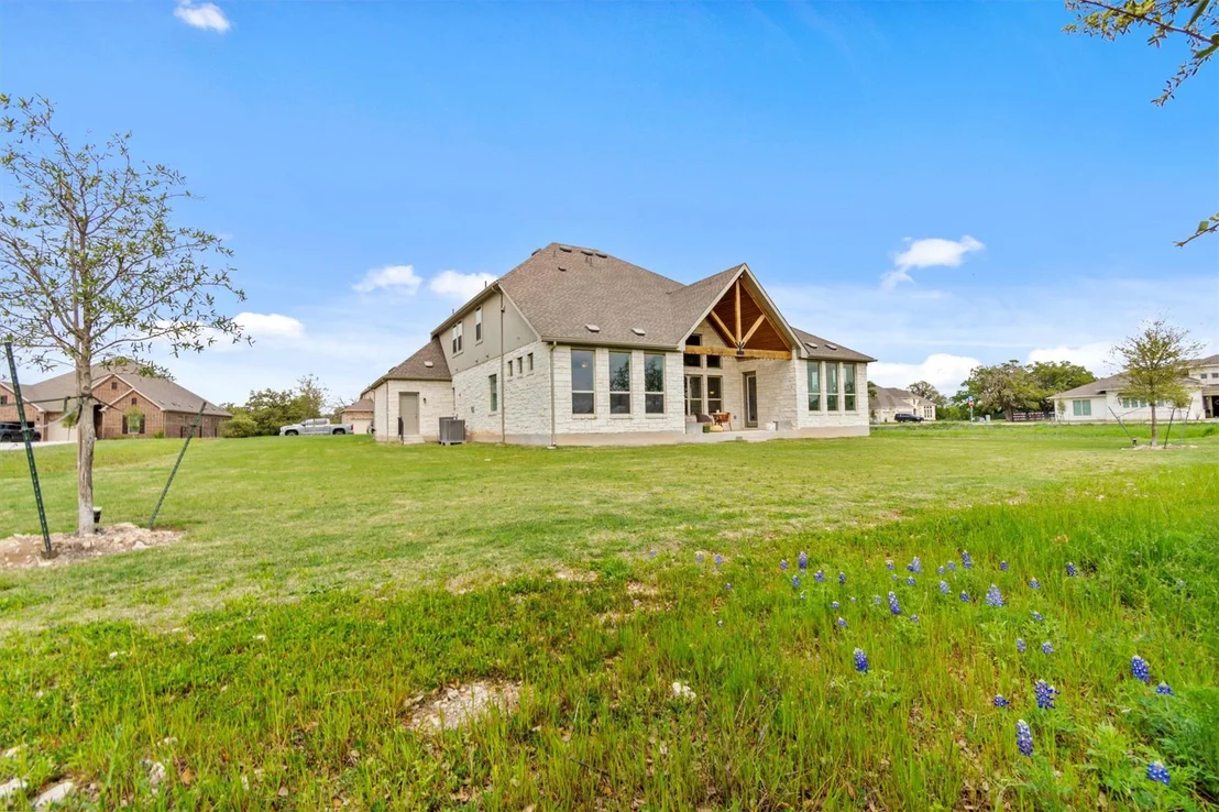 Photo of 1412 Scenic Oaks DR