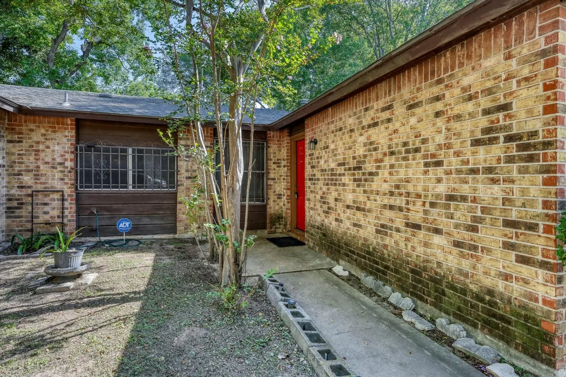 Photo of 5800 Coolbrook DR