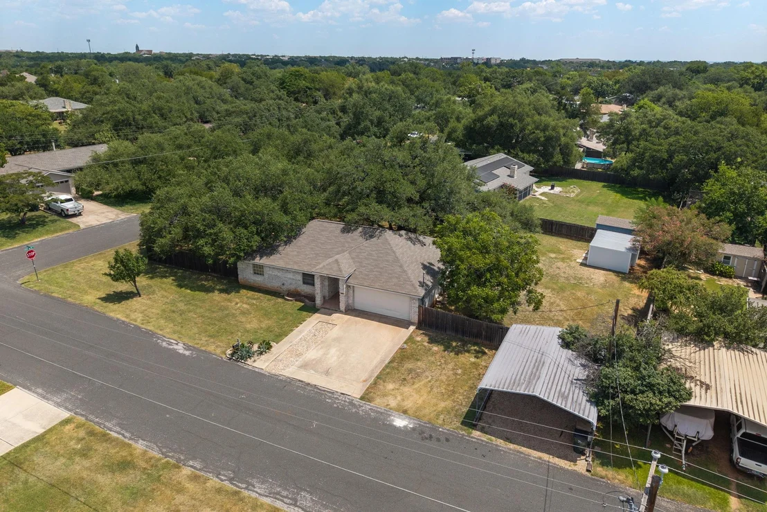 Photo of 201 Pecan LN