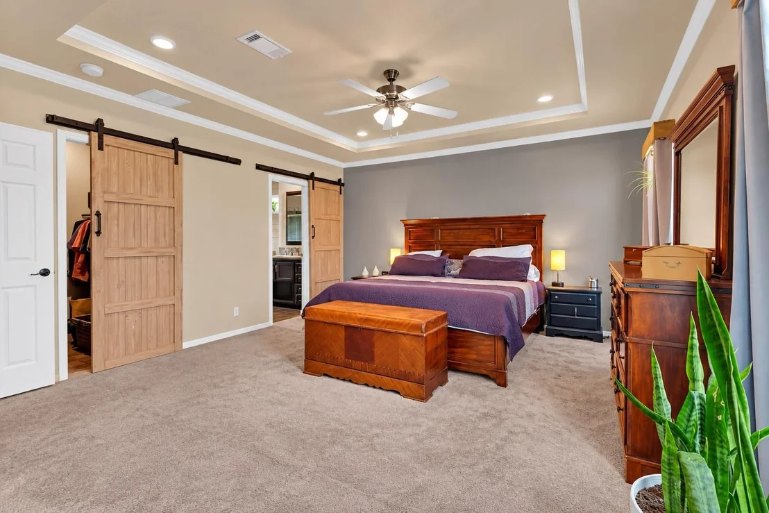 Photo of 213 River Front DR