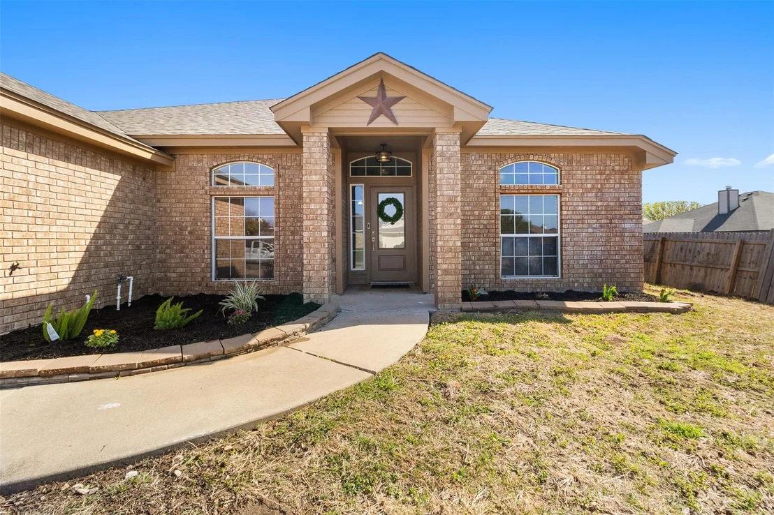 Photo of 3903 Mustang DR