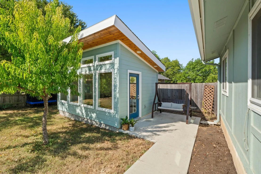 Photo of 11015 Jordan LN