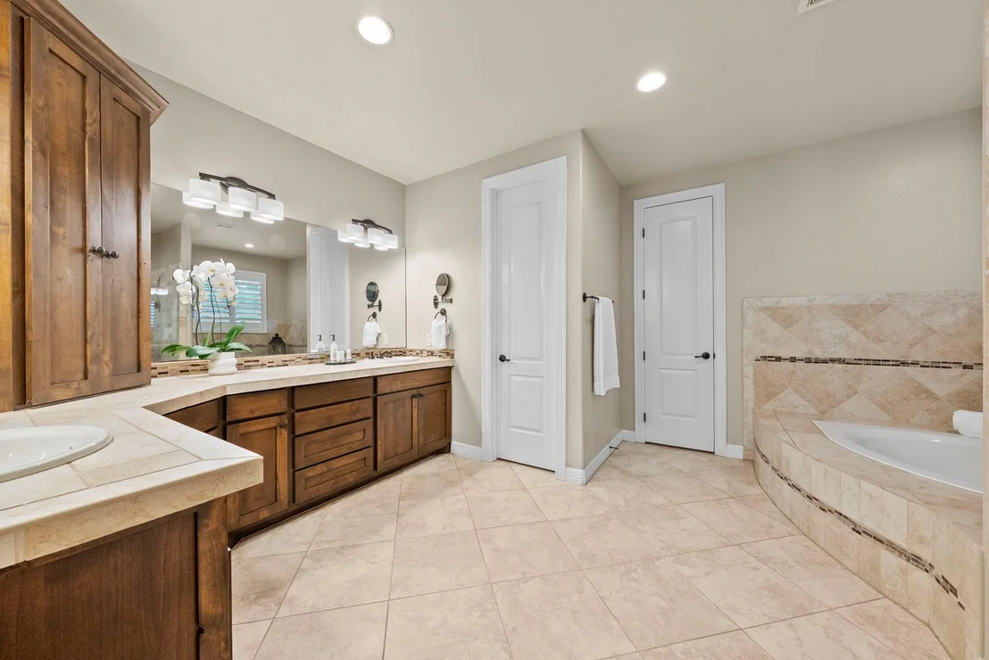 Photo of 126 Foxwood TRL