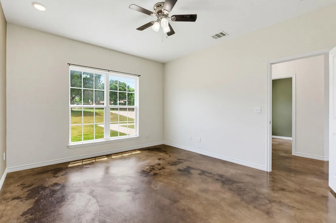 Photo of 1110 County Road 1045
