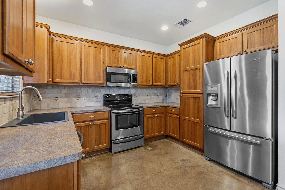 Photo of 10215 Twin Lake LOOP