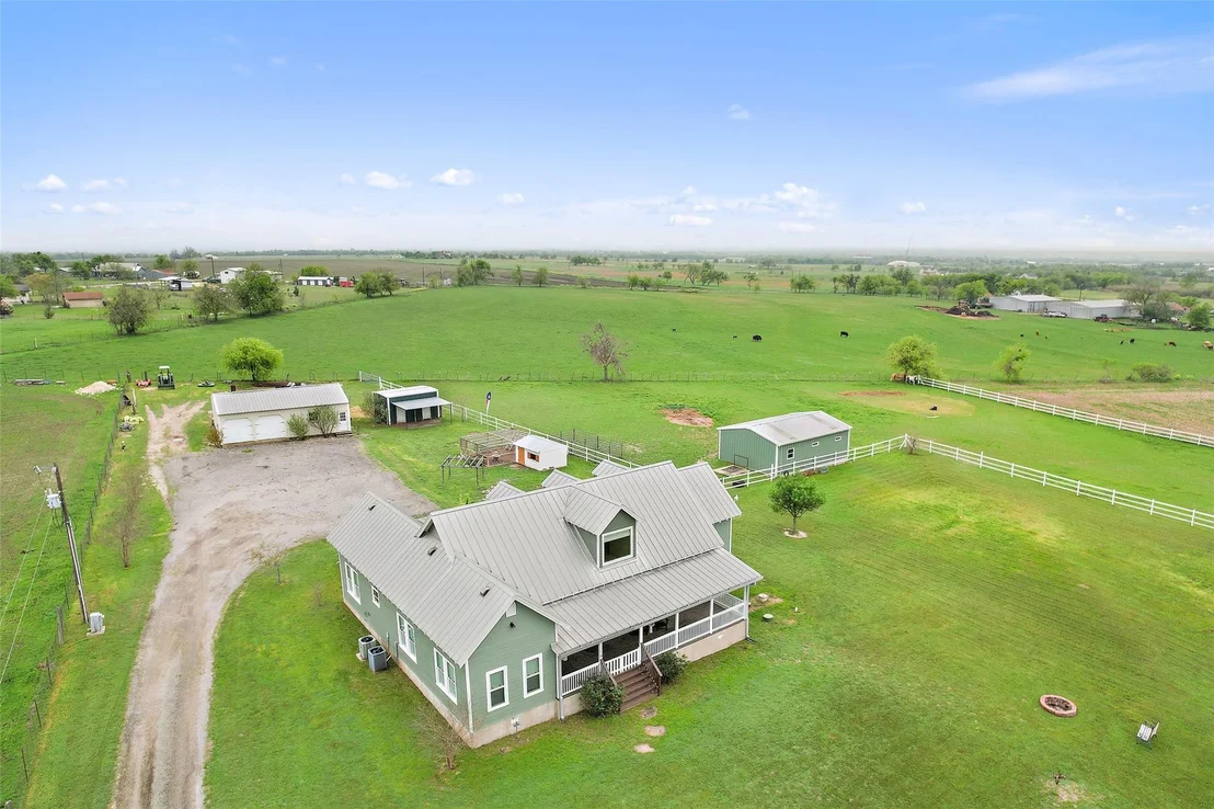 Photo of 800 County Road 153