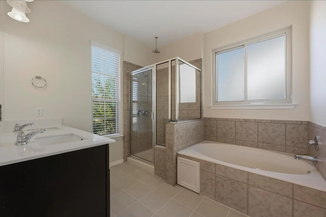Photo of 9329 Alex LN
