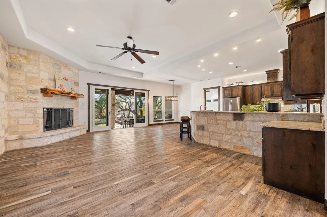 Photo of 303 Emerald WAY