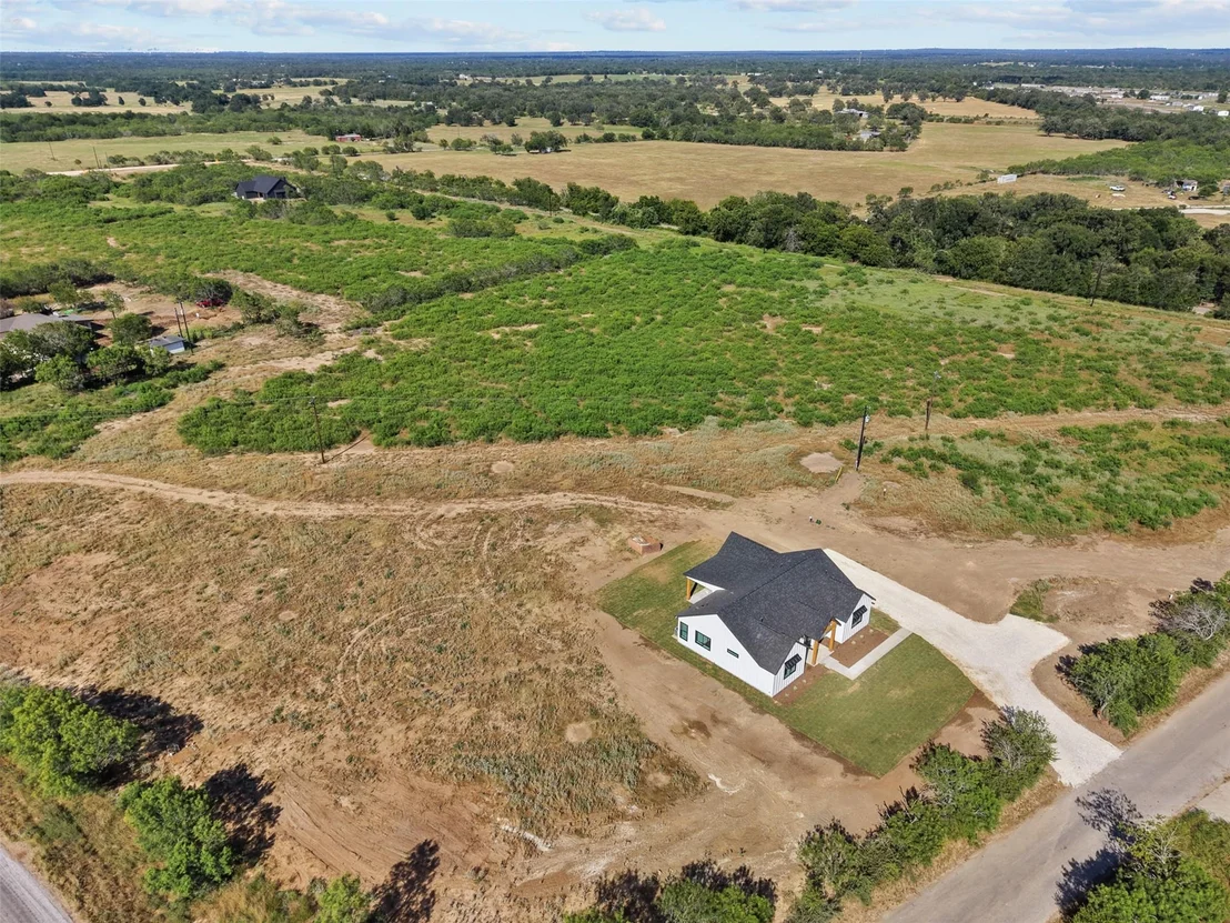 Photo of 1550 Barth Rd