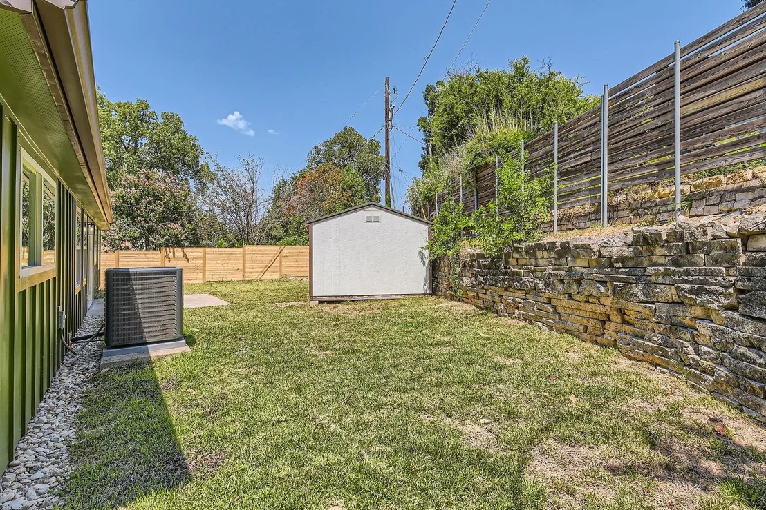 Photo of 3401 Laguna DR