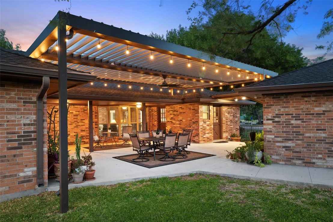 Photo of 7202 Rolling Meadow RD