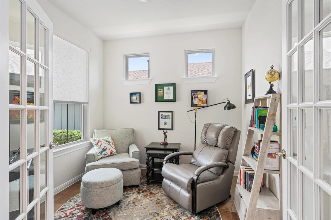 Photo of 706 Kitty Hawk RD