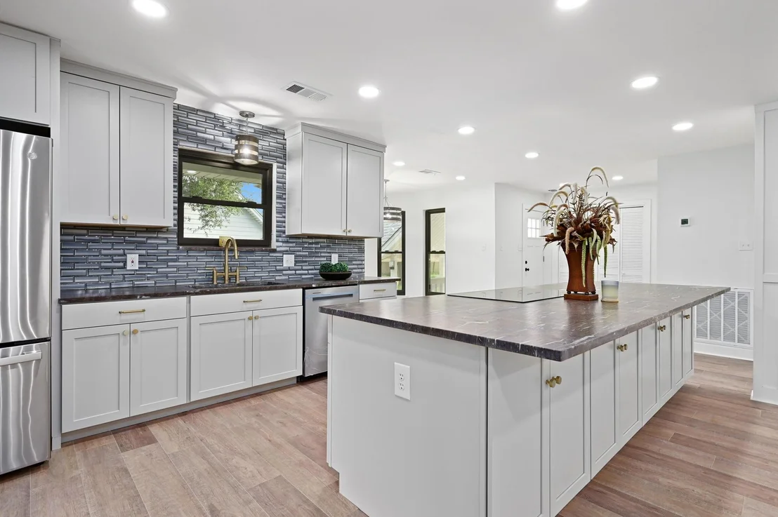Photo of 322 Mesa Oaks