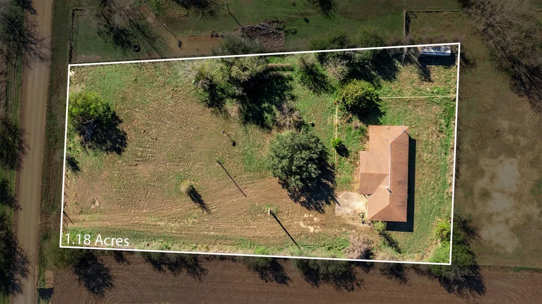 Photo of 230 County Road 422