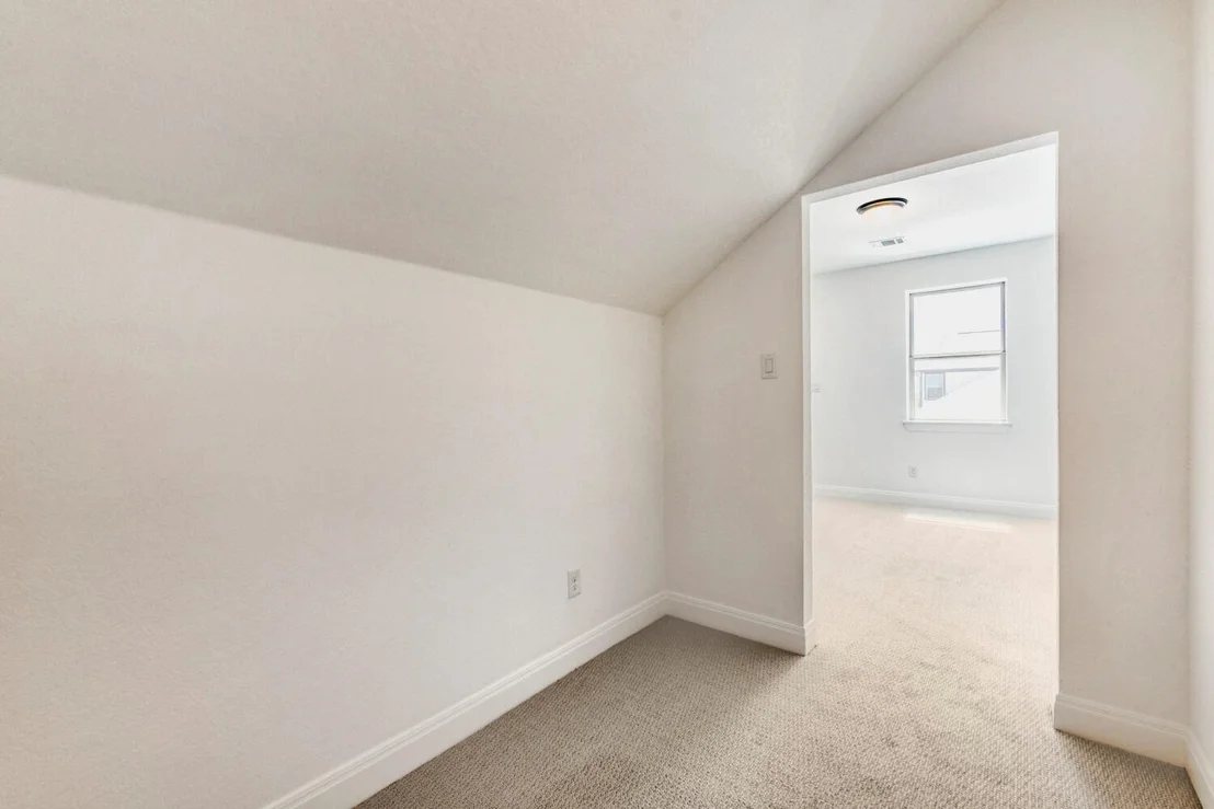 Photo of 338 Orleanian DR