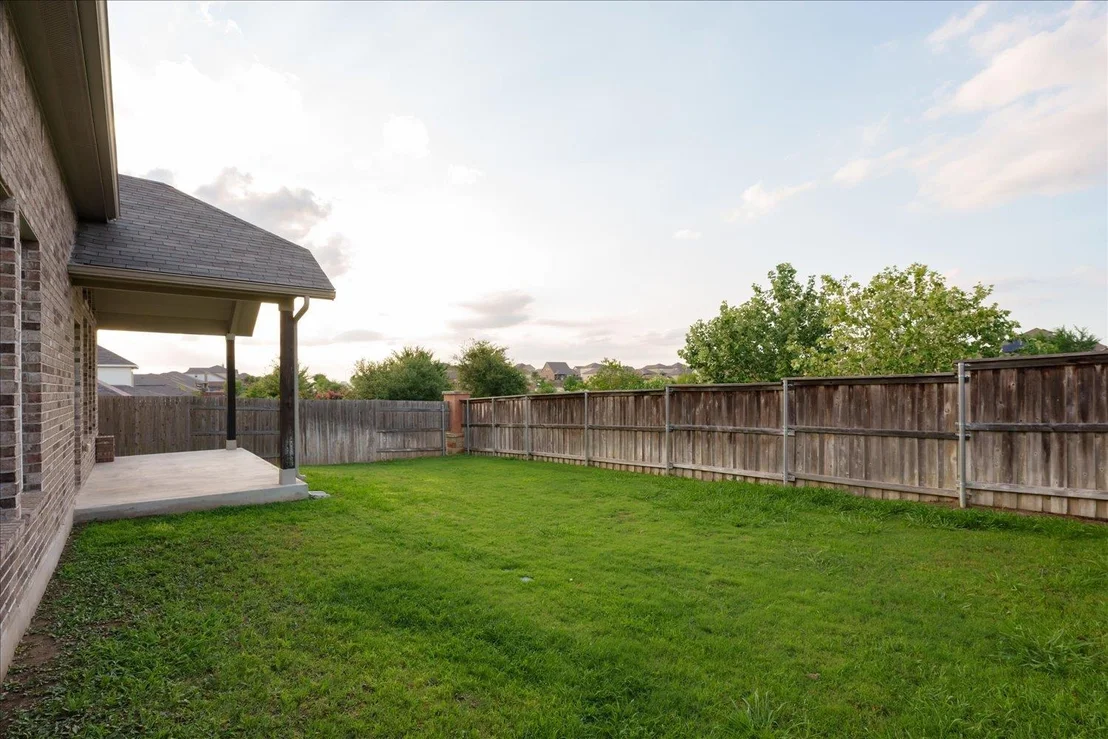 Photo of 423 Leadtree LOOP