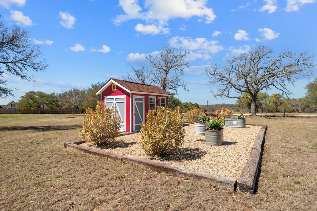 Photo of 201 Young Ranch RD