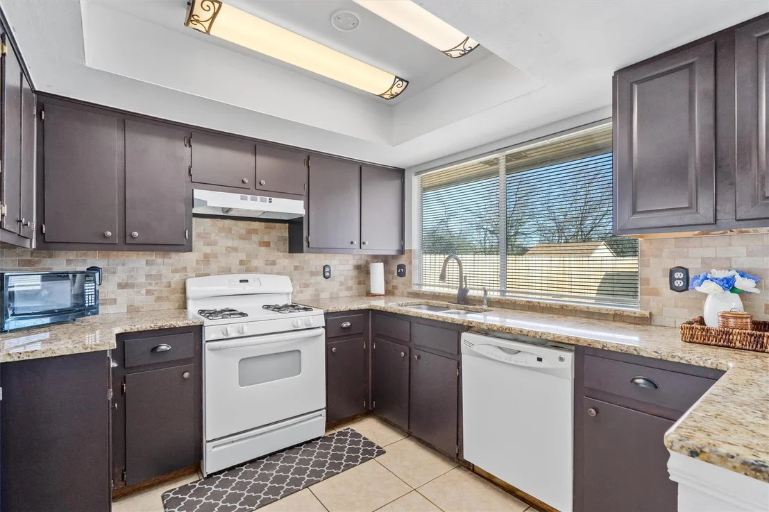Photo of 702 Garden Villa CIR