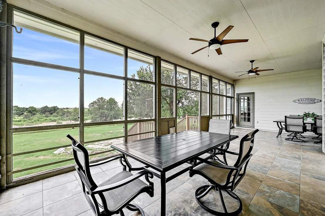 Photo of 948 Upper Elgin River RD