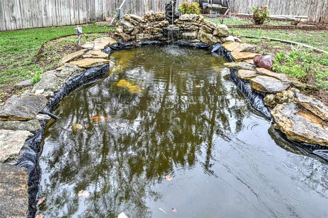 Photo of 731 Verna Lee BLVD
