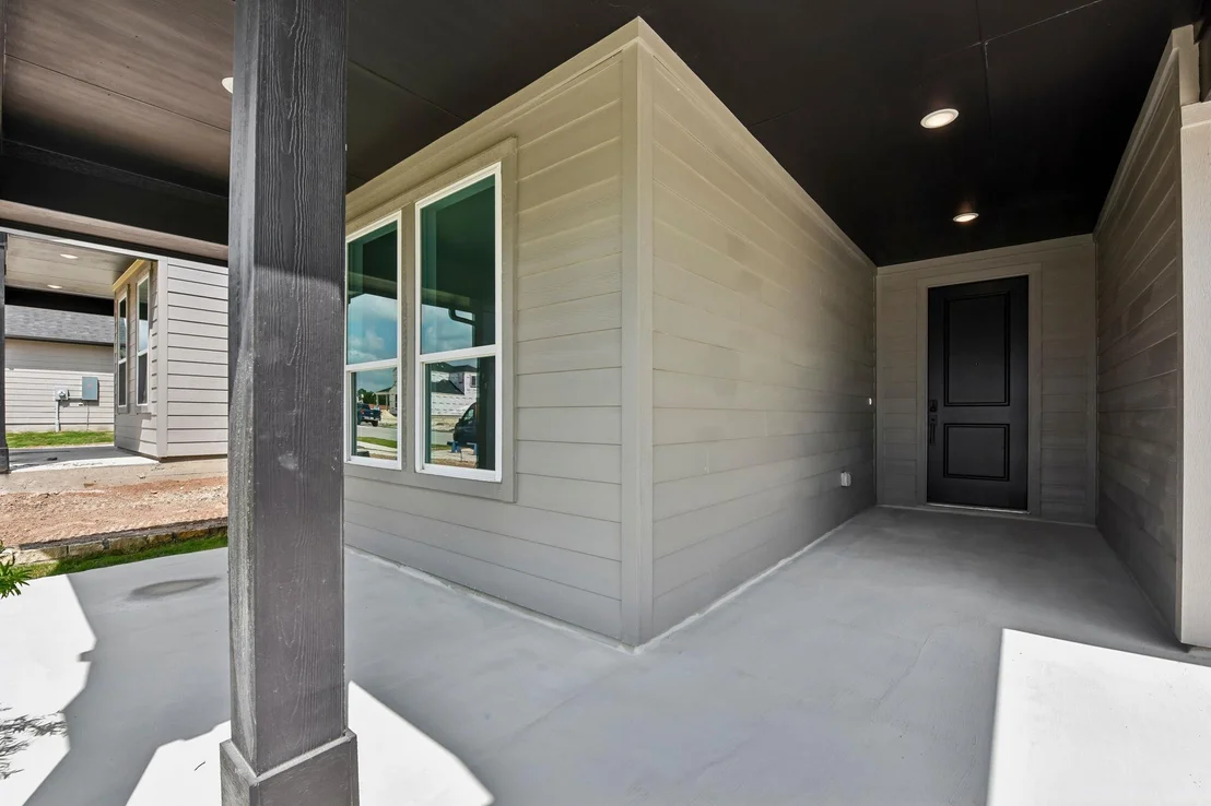 Photo of 310 Romans RD