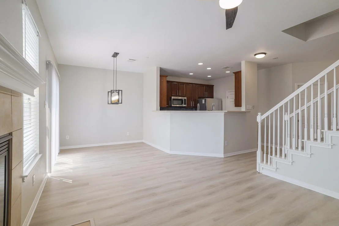 Photo of Unit 2102 at 700 Mandarin Flyway