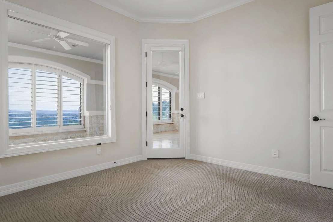 Photo of 4803 River Place BLVD