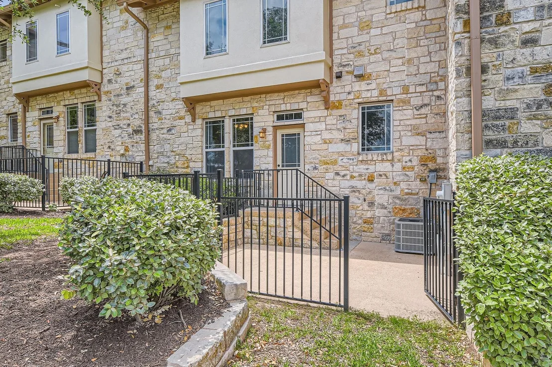 Photo of Unit 603 at 2930 Grand Oaks LOOP