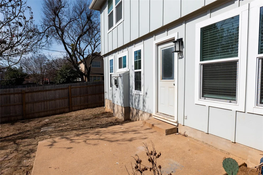 Photo of 1705 Sylvia LN