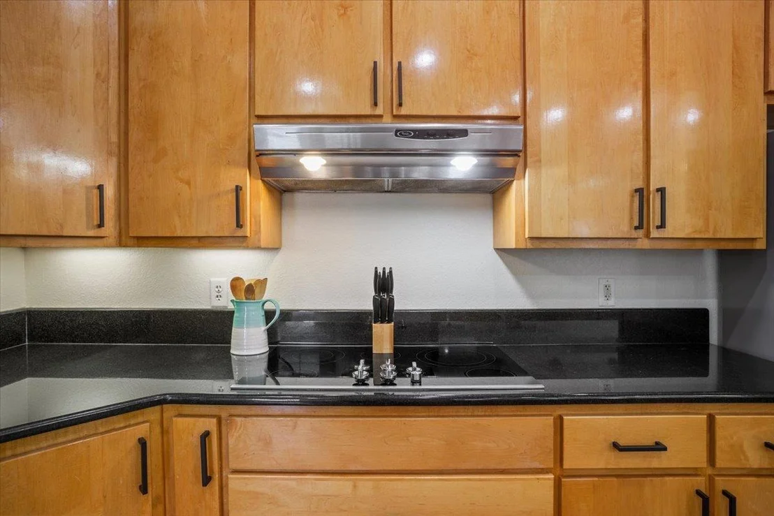 Photo of 3426 Summit CIR