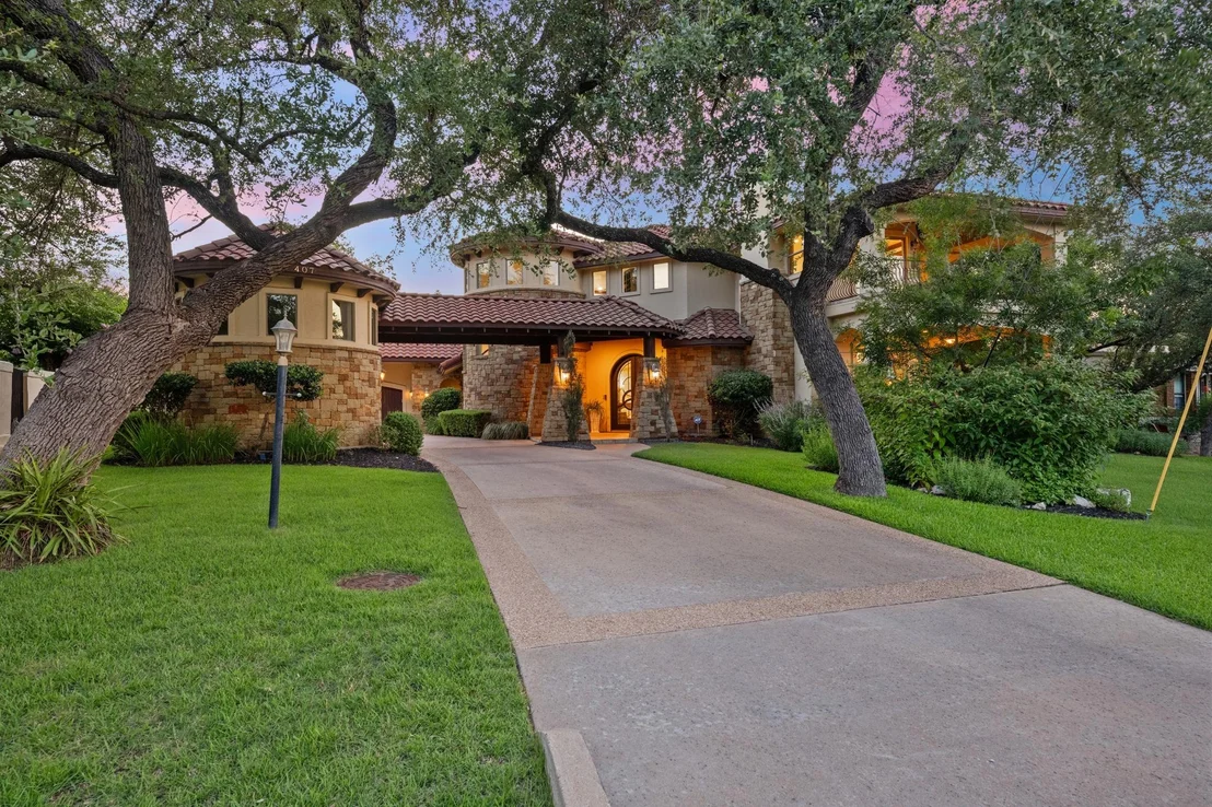 Photo of 407 HURST CREEK RD