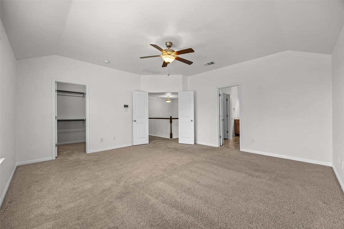 Photo of 606 Irvin DR